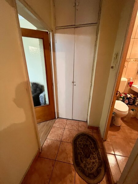 Piata Muncii 1 minut metrou, vedere spate